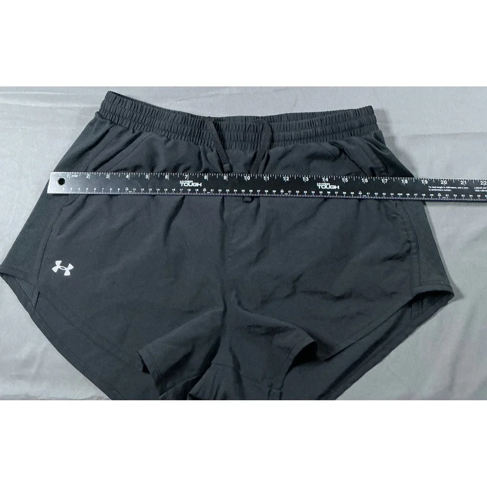 Under Armour Womens HeatGear Fly By Running Shorts Black Mesh Loose Fit Medium